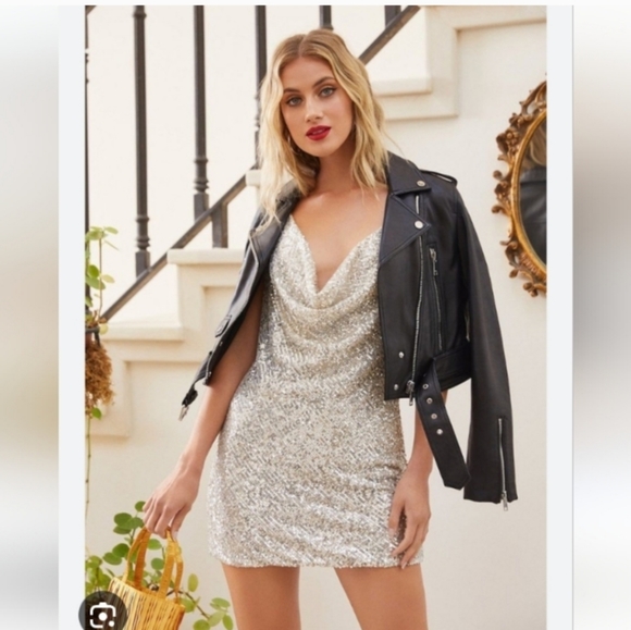 WINDSOR gold Dress - Picture 3 of 12